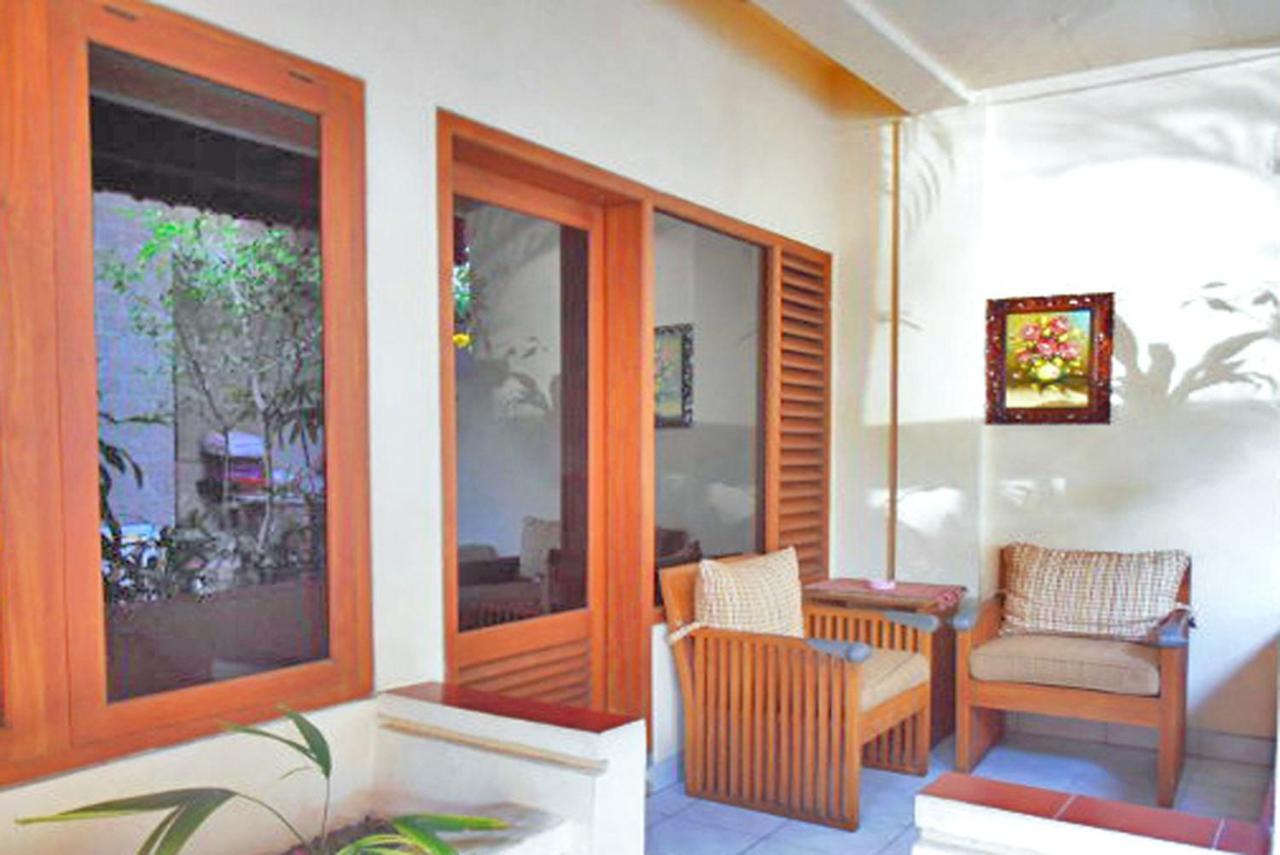 Nakula Familiar Inn Denpasar  Ngoại thất bức ảnh