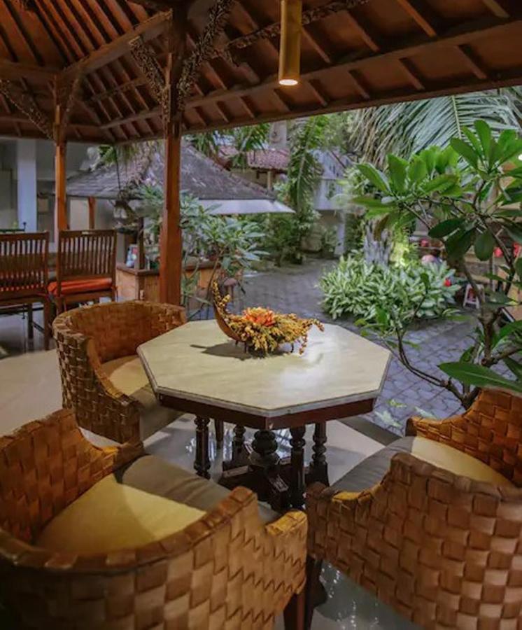 Nakula Familiar Inn Denpasar  Ngoại thất bức ảnh
