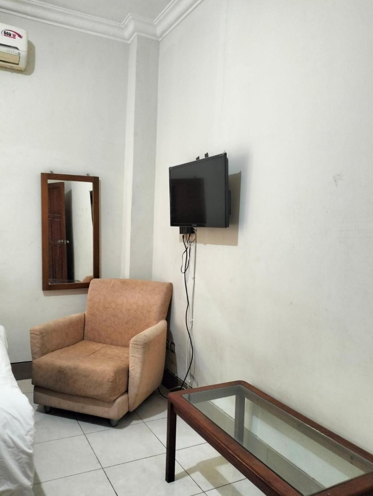 Nakula Familiar Inn Denpasar  Ngoại thất bức ảnh